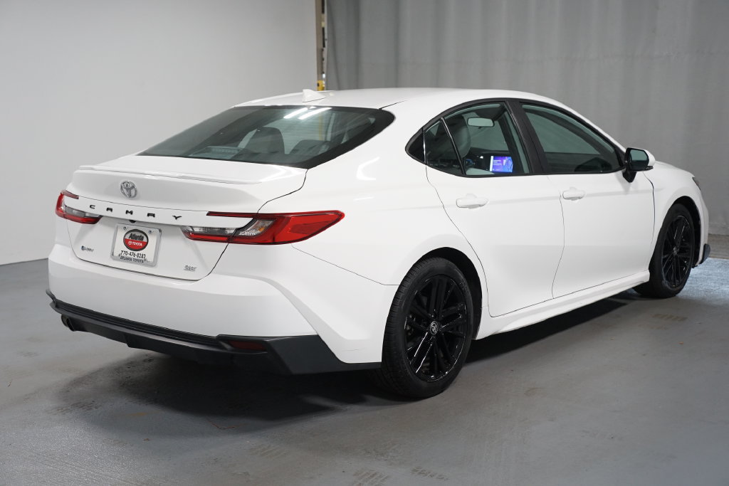 Certified 2025 Toyota Camry SE FWD image 8