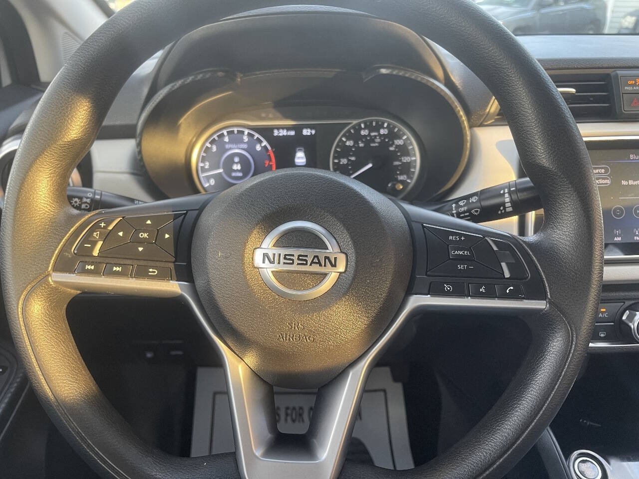Used 2021 Nissan Versa SV FWD image 14