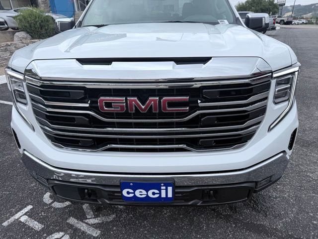Used 2026 GMC Sierra 1500 SLT image 3