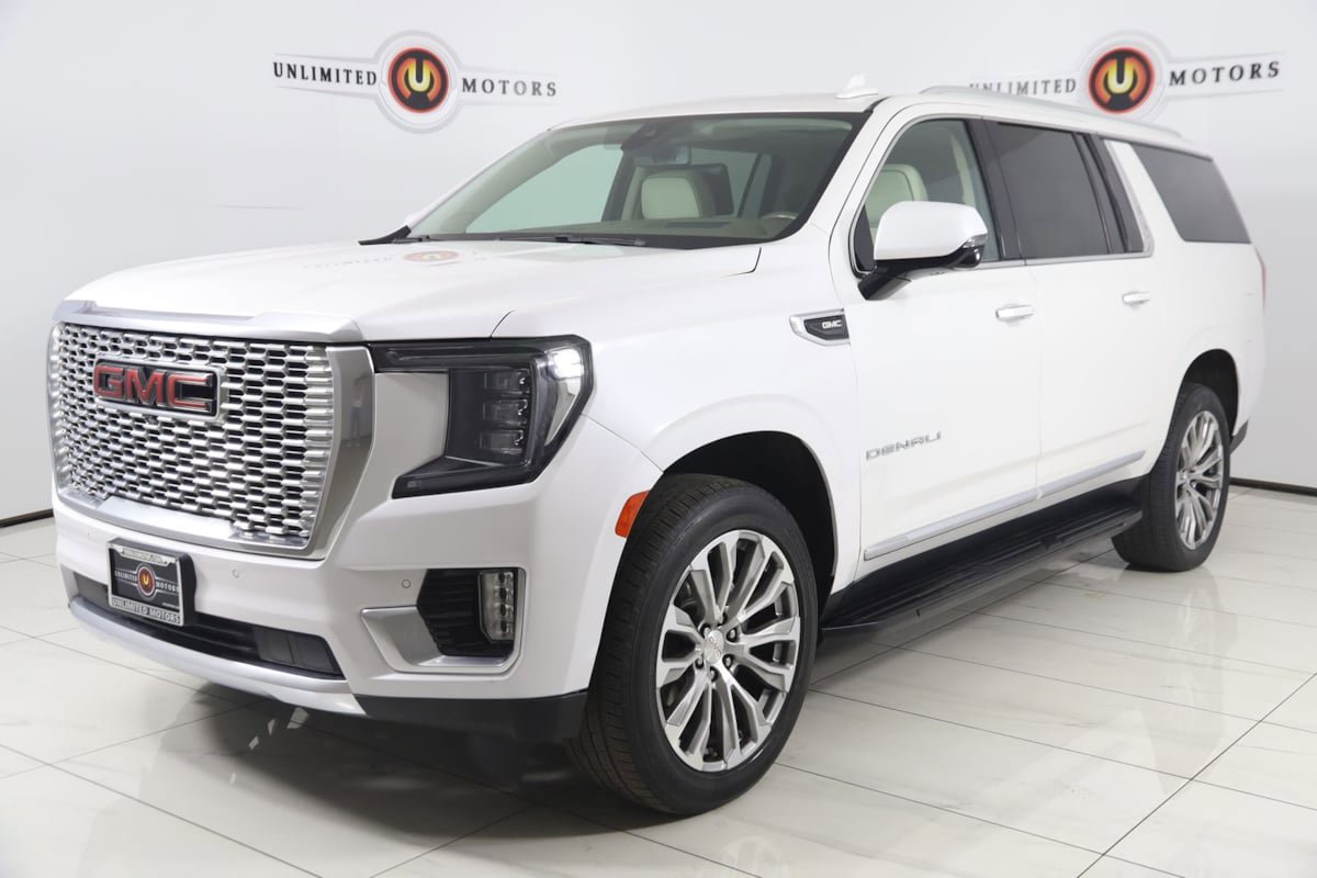 Used 2021 GMC Yukon XL Denali w/ LPO, Illumination Package AWD/4WD image 5