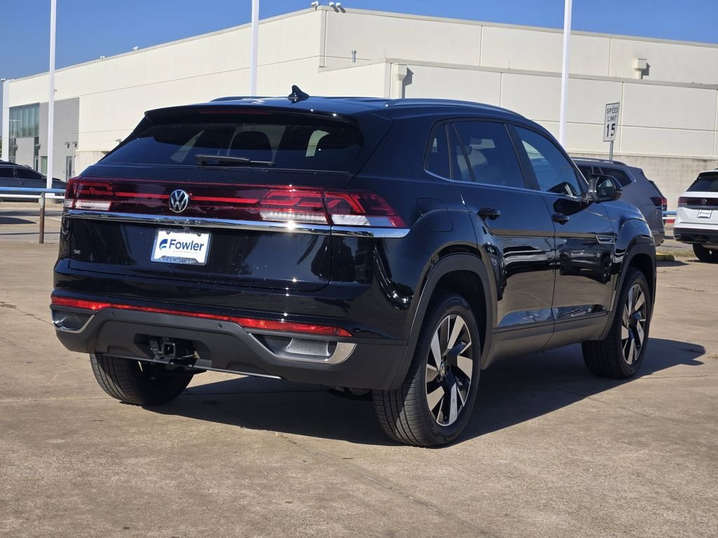 New 2026 Volkswagen Atlas Cross Sport SE FWD image 4