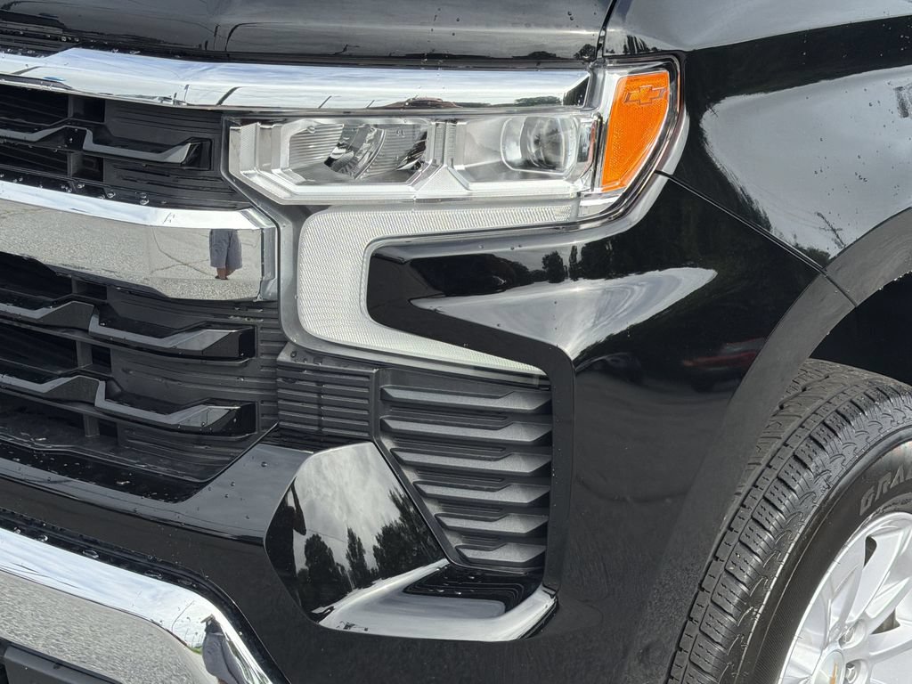 Used 2026 Chevrolet Silverado 1500 LT AWD/4WD image 27