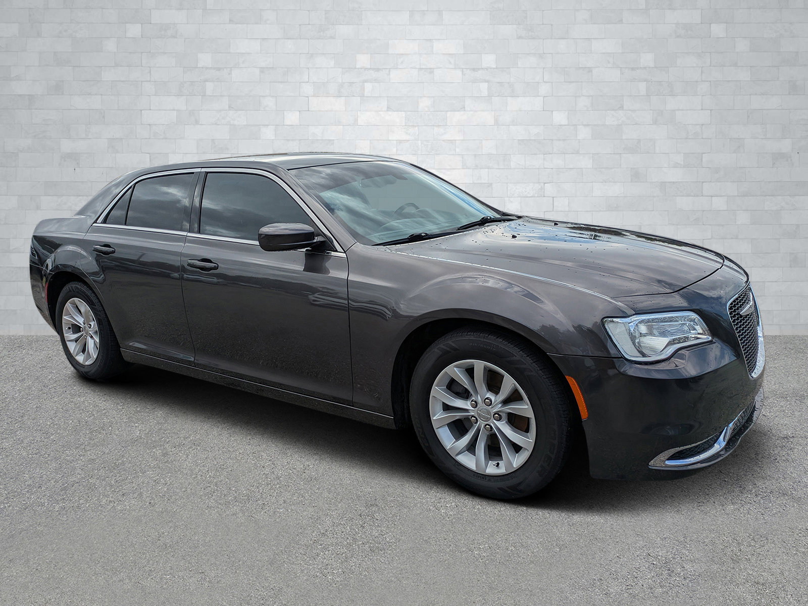 Used 2015 Chrysler 300 Limited video 1