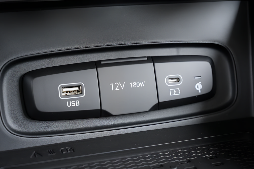 New 2026 Hyundai Venue SEL FWD image 30