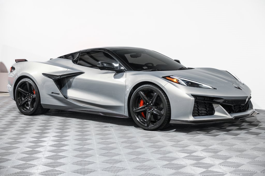 Used 2023 Chevrolet Corvette Z06 w/ Stealth Interior Trim Package image 4