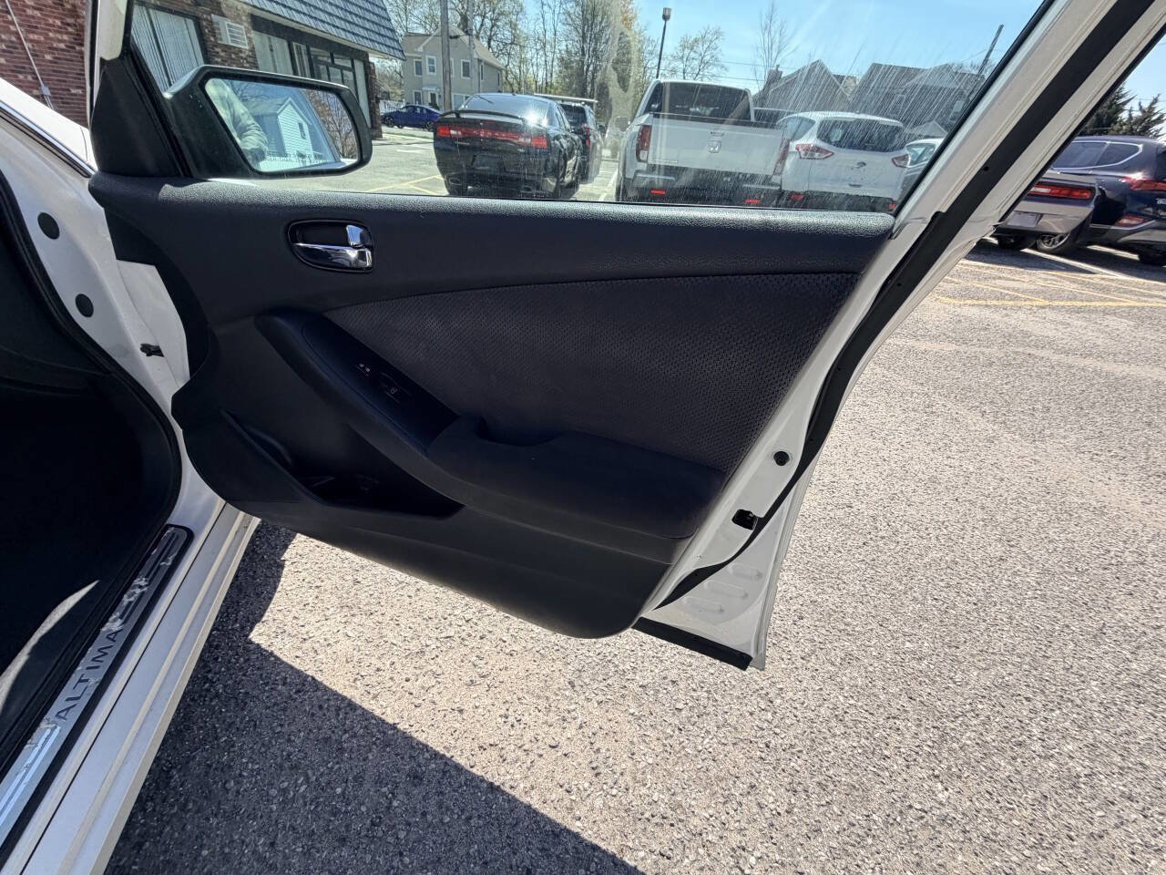 Used 2007 Nissan Altima Hybrid Sedan w/ Convenience Pkg image 26