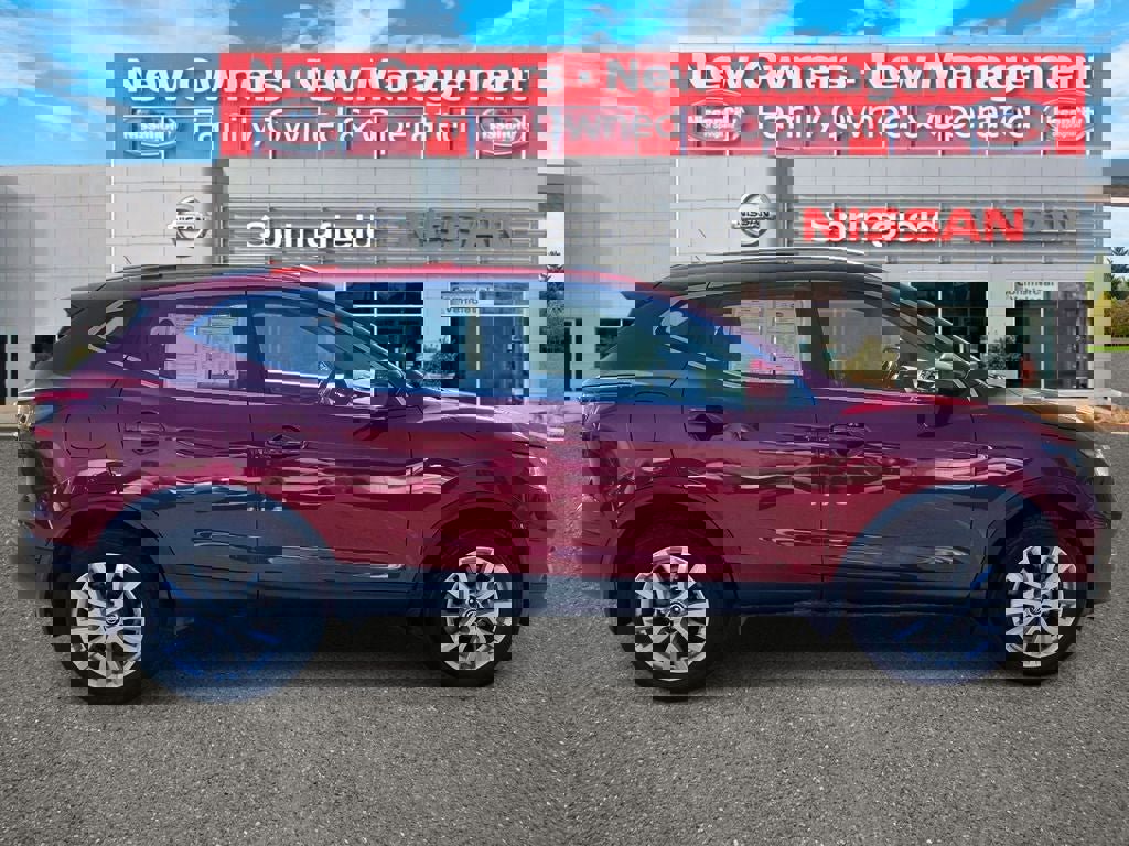 Used 2022 Nissan Rogue Sport SV image 4