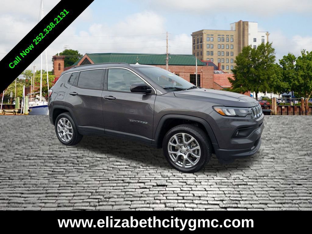 Used 2023 Jeep Compass Latitude w/ Sun and Sound Group image 1