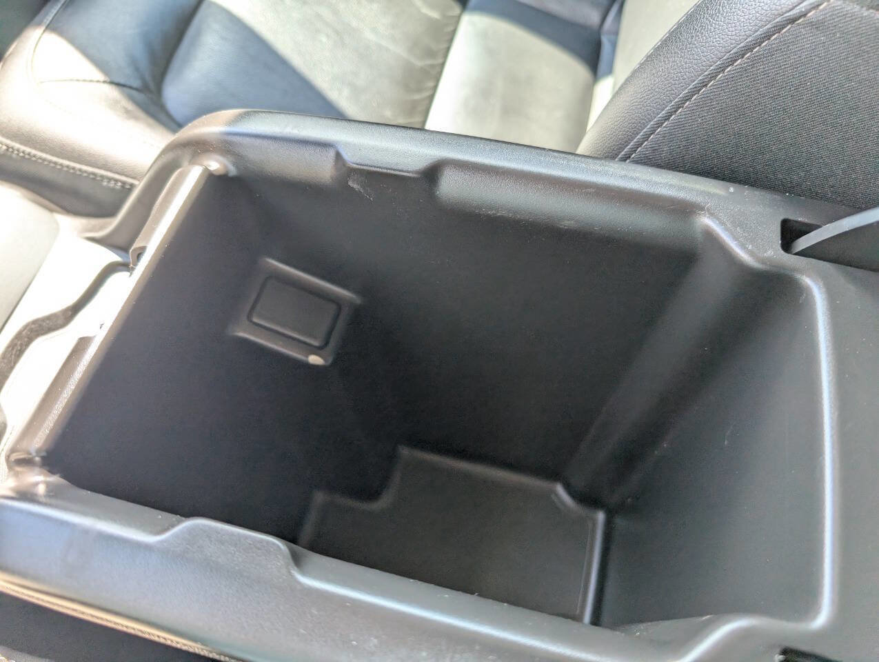 Used 2019 Chevrolet Colorado ZR2 image 28
