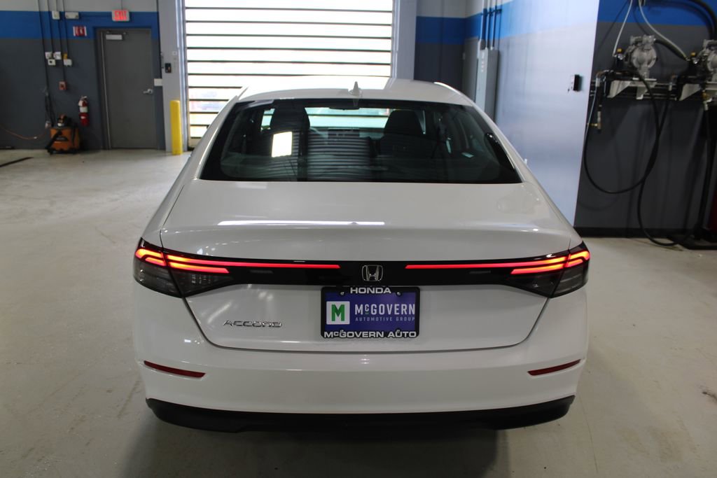 Used 2023 Honda Accord EX image 41