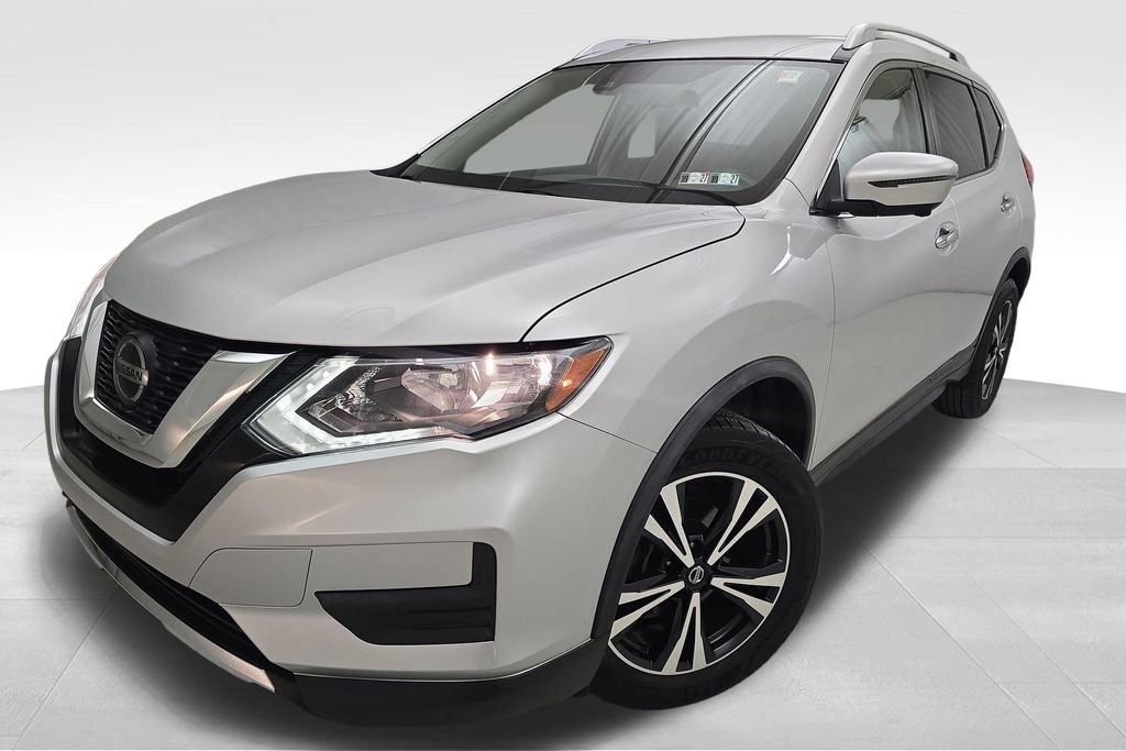 Used 2019 Nissan Rogue SV w/ Premium Package