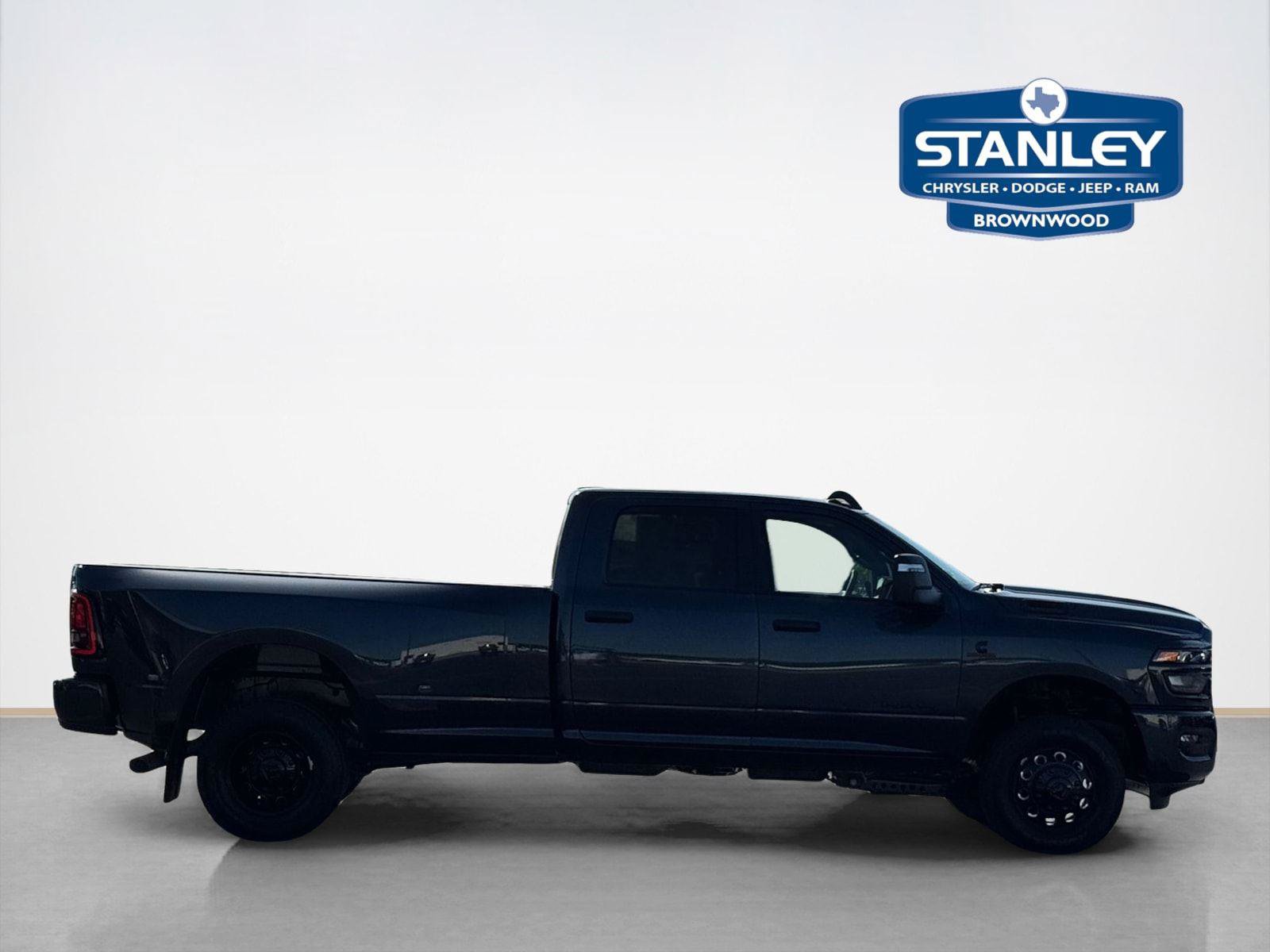 New 2026 RAM 3500 Lone Star AWD/4WD image 9