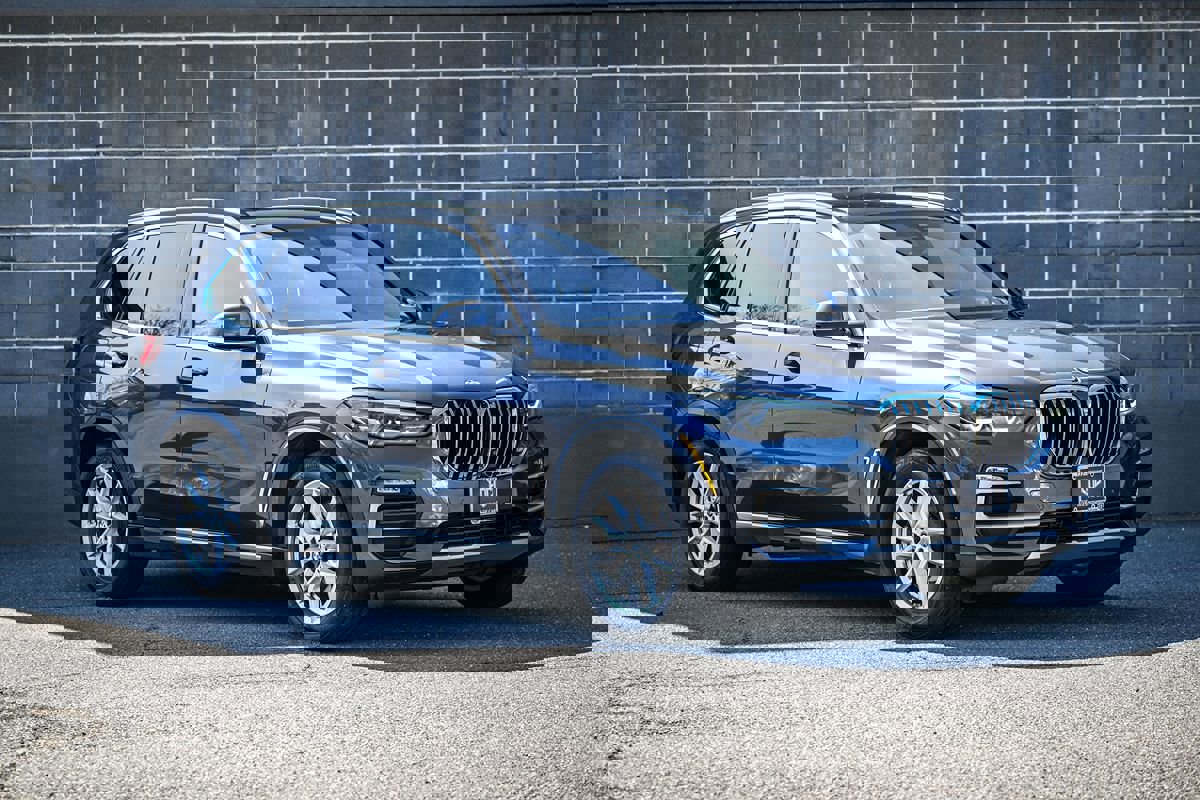 Used 2021 BMW X5 xDrive40i w/ Convenience Package image 2
