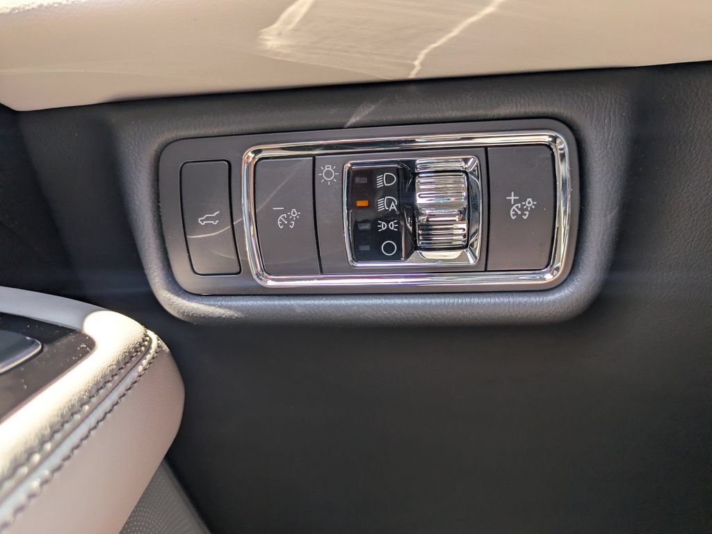 New 2026 Lincoln Aviator Reserve AWD/4WD image 31