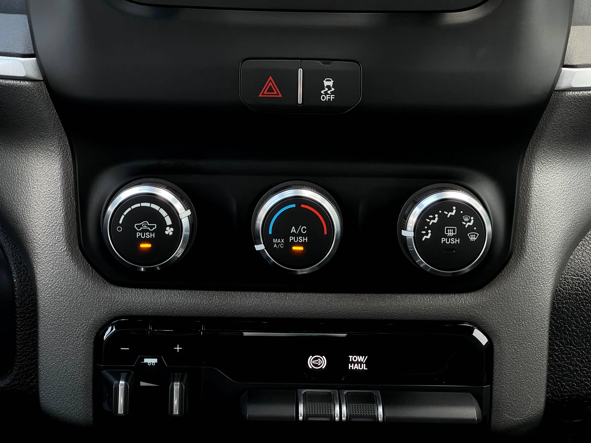Used 2020 RAM 2500 Big Horn AWD/4WD image 20
