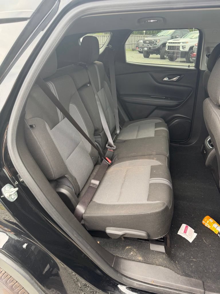Used 2024 Chevrolet Blazer LT w/ Convenience Package FWD image 17