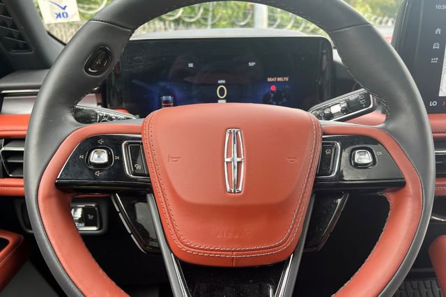 Used 2025 Lincoln Aviator Reserve w/ Equipment Group 201A image 23