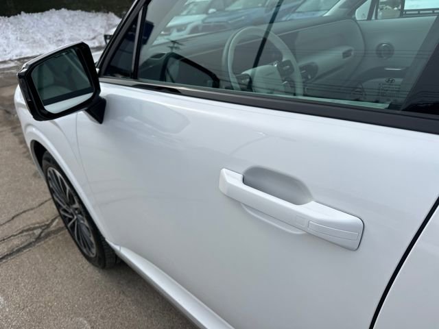 Used 2026 Hyundai Palisade Calligraphy image 12