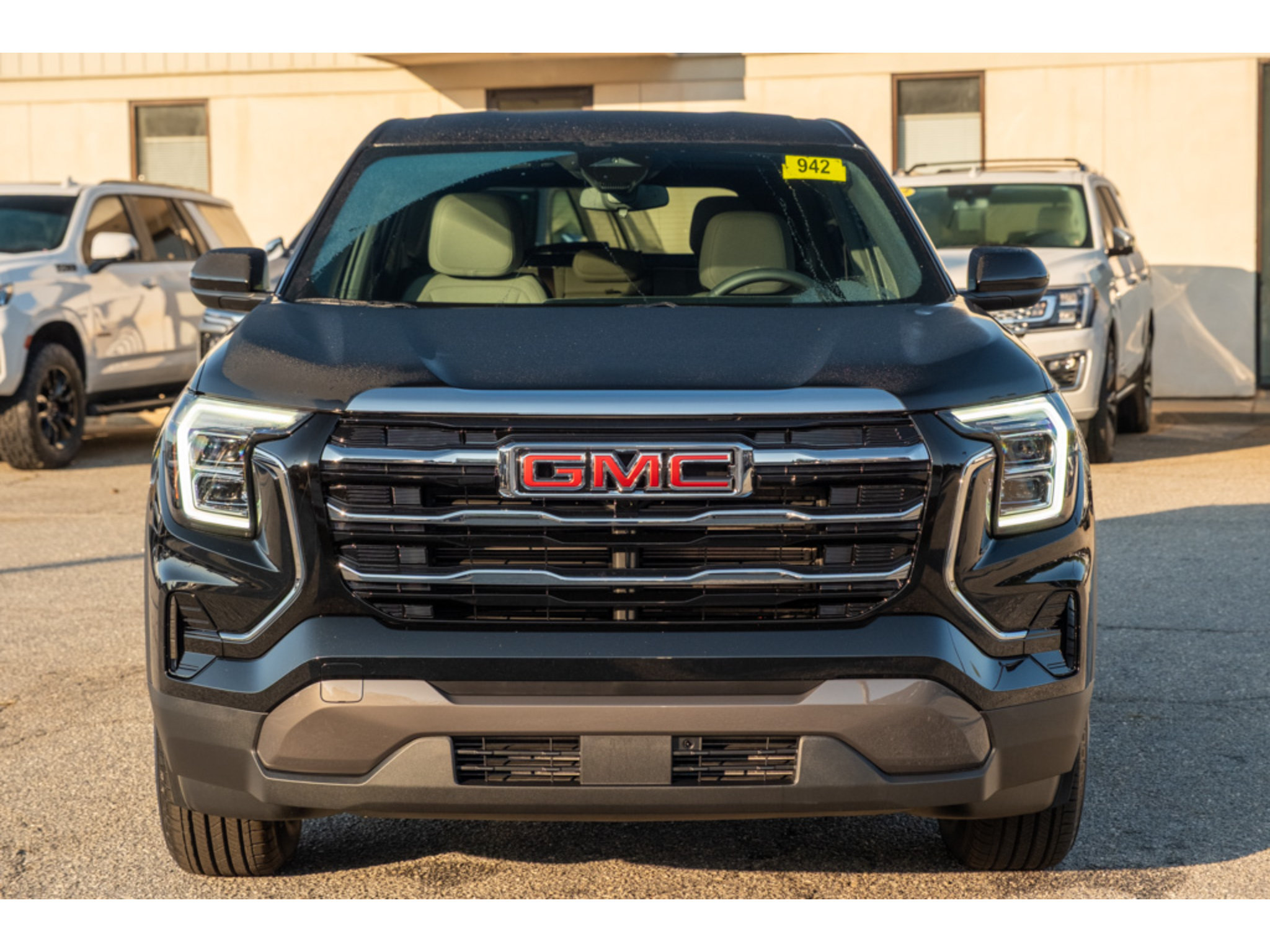 New 2027 GMC Terrain Elevation w/ LPO, Floor Liner Package FWD image 3