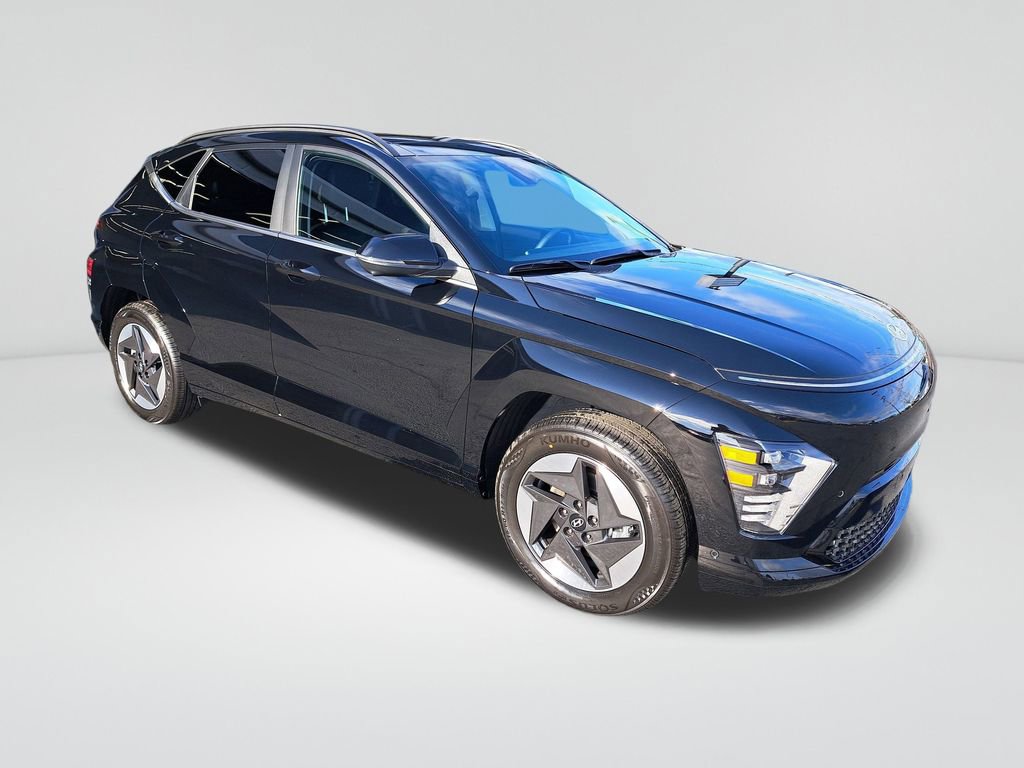 New 2025 Hyundai Kona Limited image 3