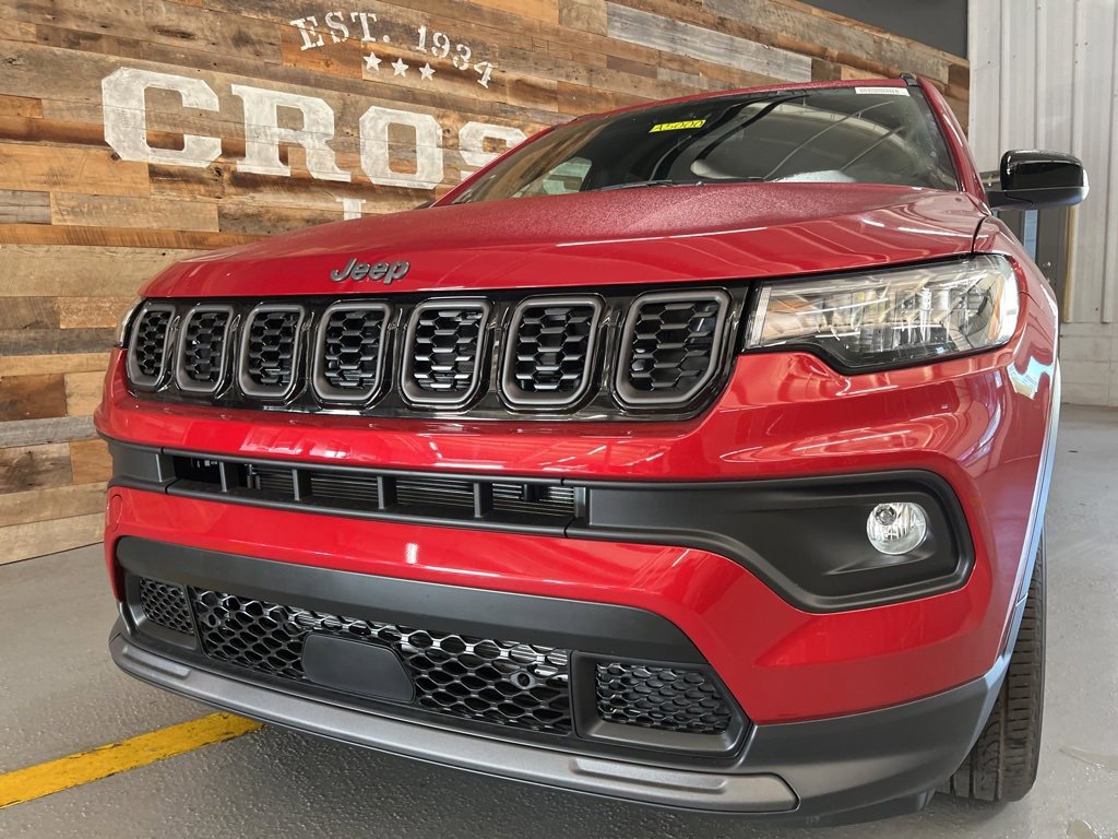 New 2026 Jeep Compass Latitude image 3