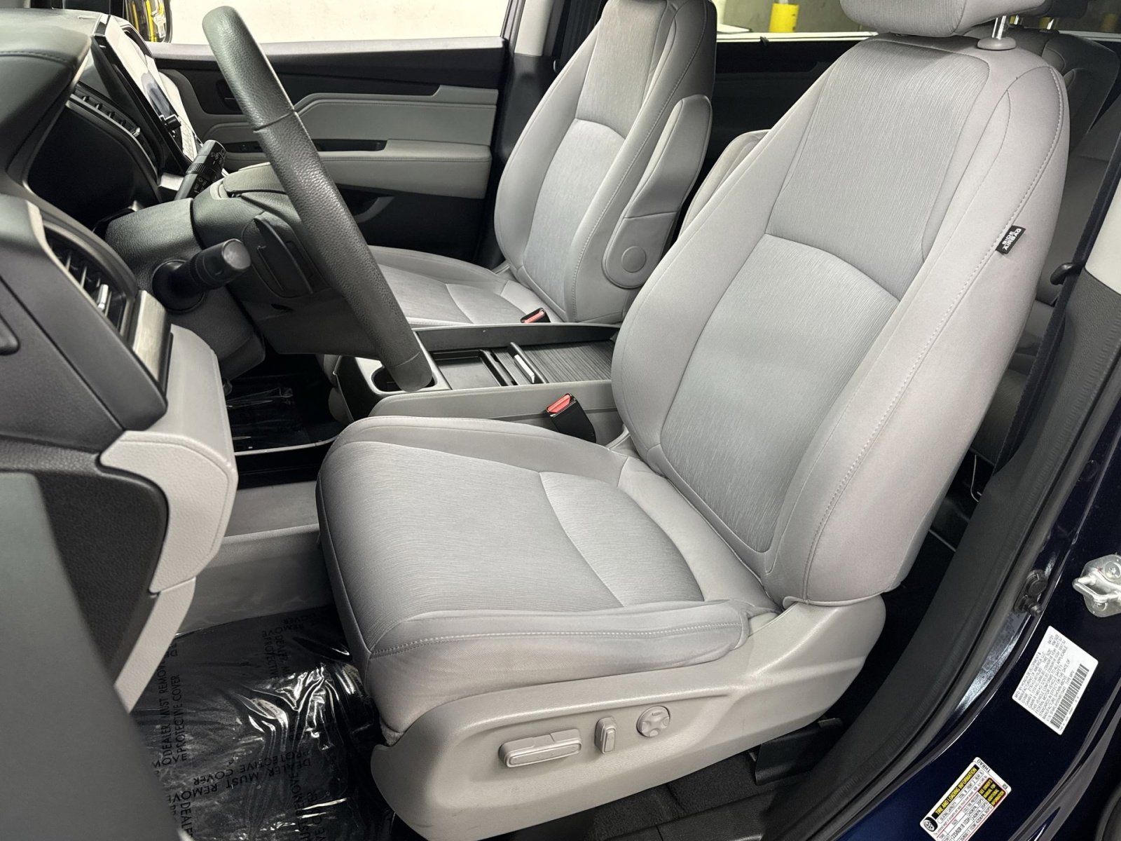 Used 2022 Honda Odyssey EX image 4