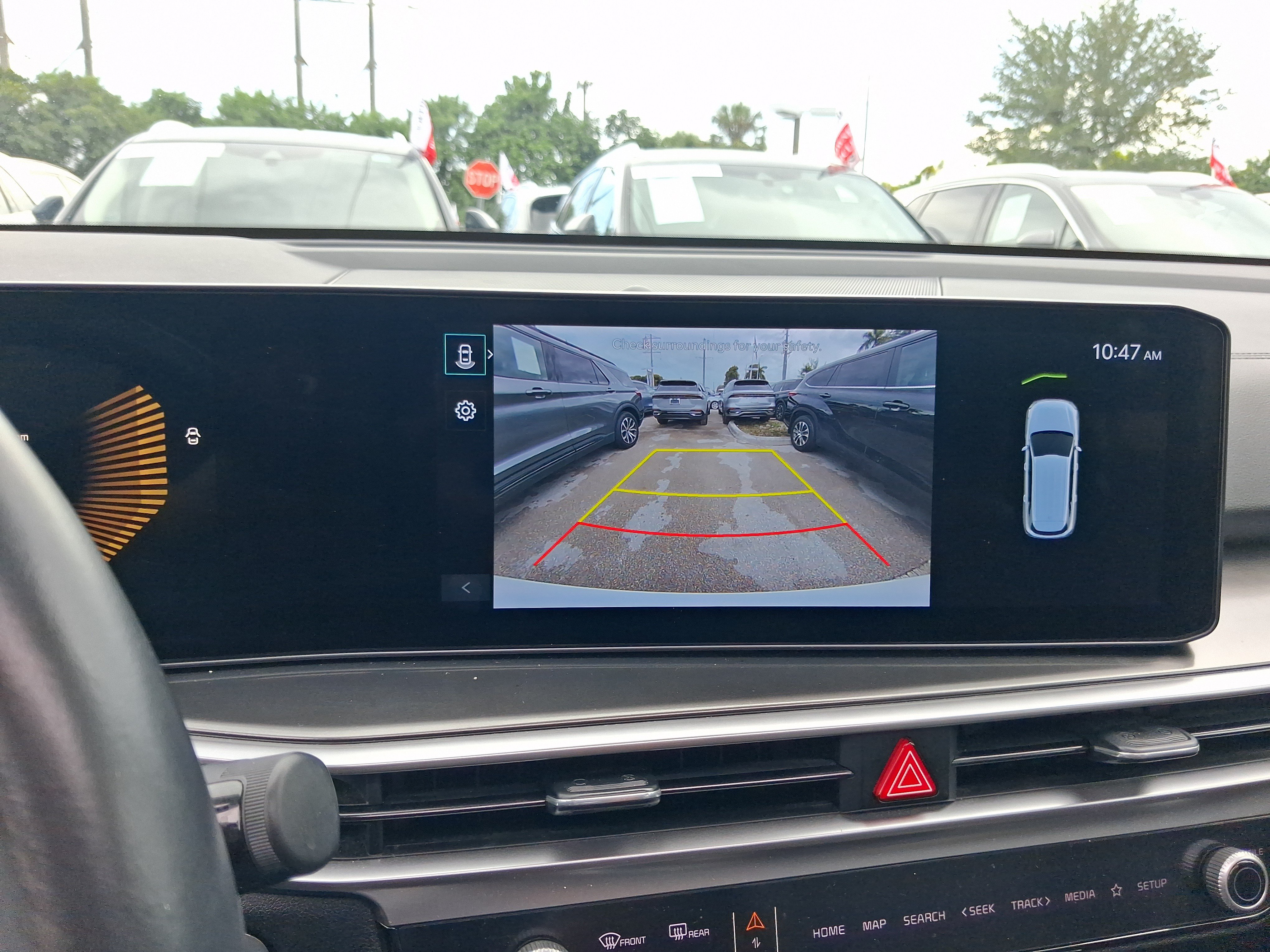 Used 2025 Kia Sorento EX w/ Panoramic Sunroof Package FWD image 21