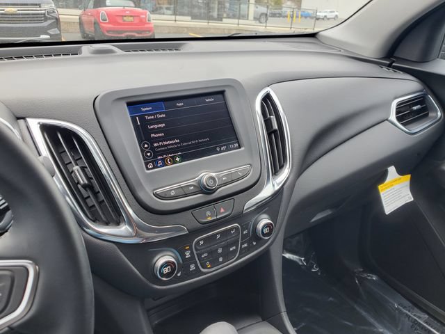 Certified 2024 Chevrolet Equinox LT w/ LPO, Floor Liner Package FWD image 29