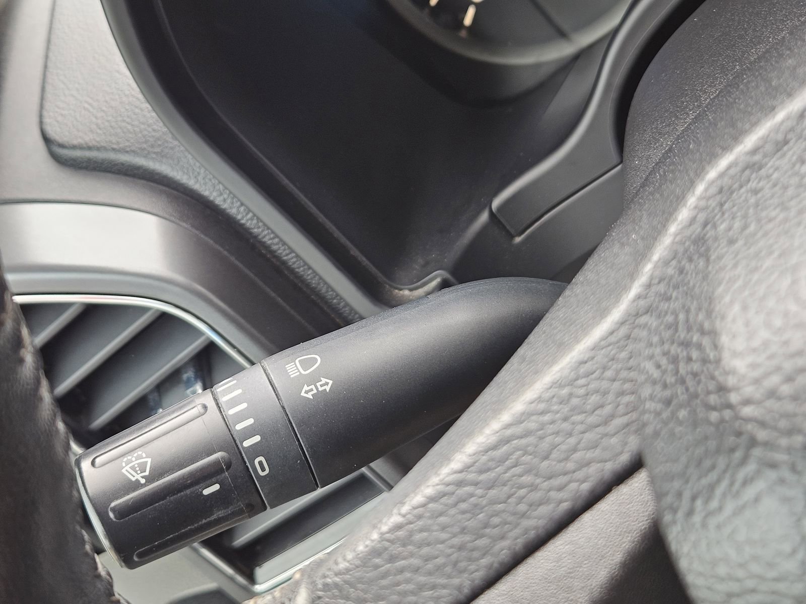 Used 2018 Ford F150 XLT w/ Equipment Group 301A Mid AWD/4WD image 30