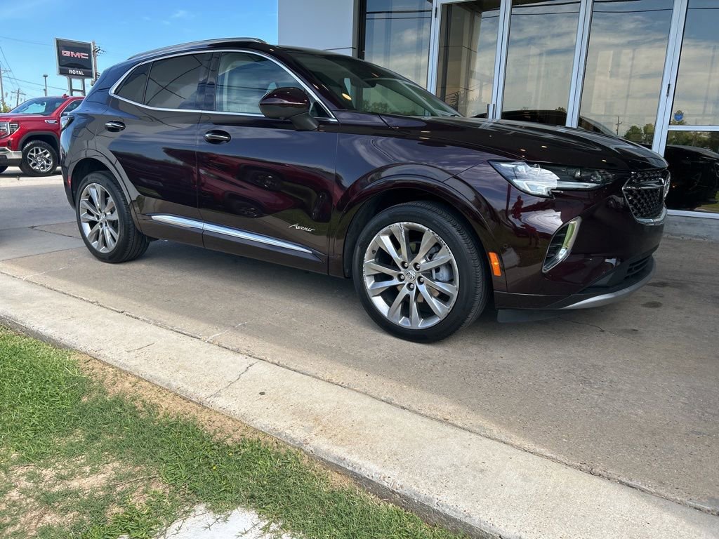 Used 2023 Buick Envision Avenir image 2