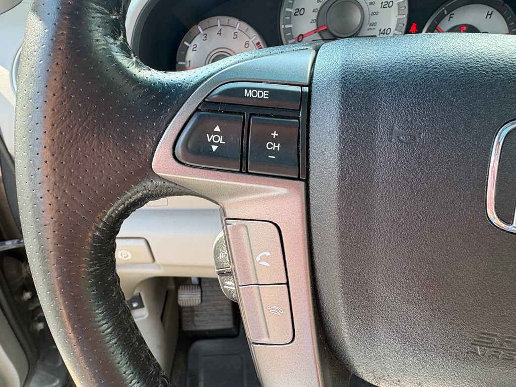 Used 2012 Honda Pilot Touring image 12