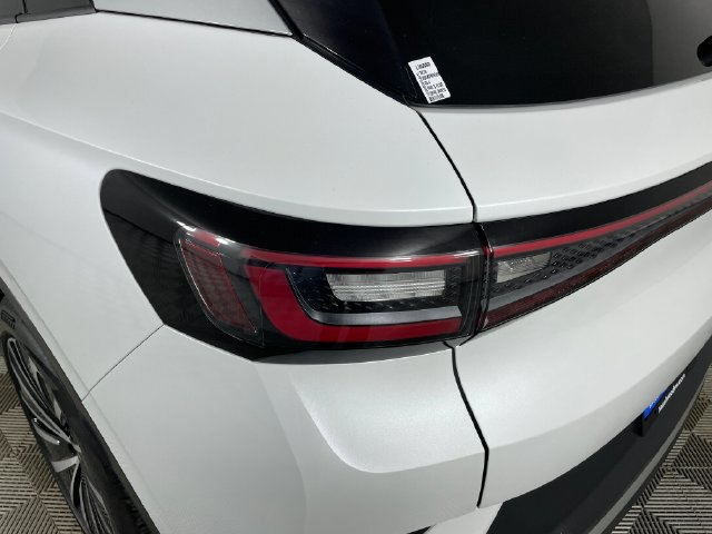 Used 2023 Volkswagen ID.4 Pro S Plus AWD/4WD image 17