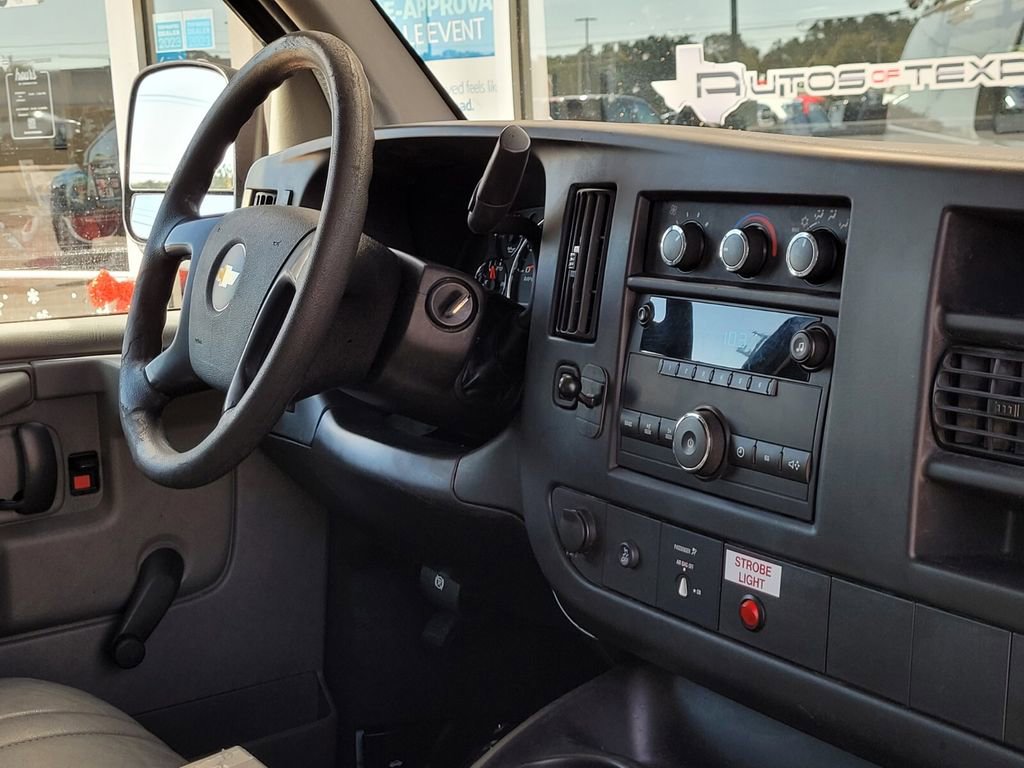 Used 2012 Chevrolet Express 2500 w/ Cold Climate Package image 18