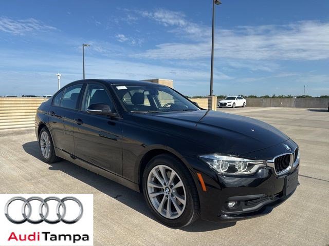 Used 2018 BMW 320i Sedan RWD image 1