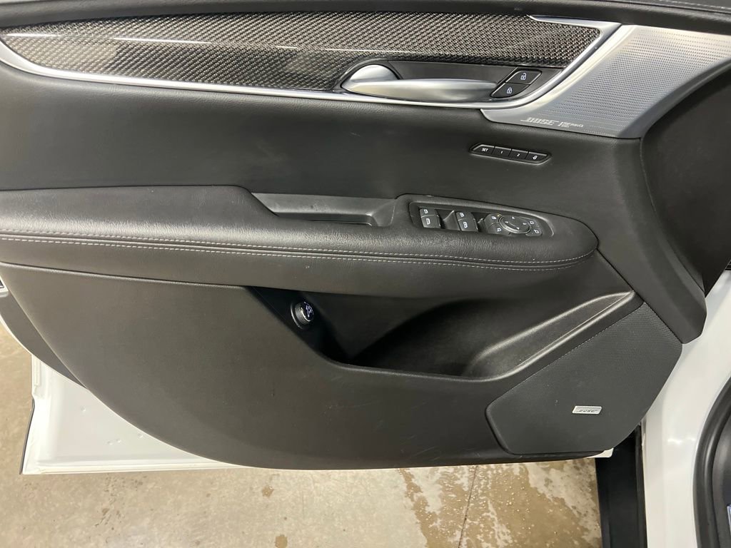 Certified 2023 Cadillac XT5 Sportv w/ Technology Package image 15