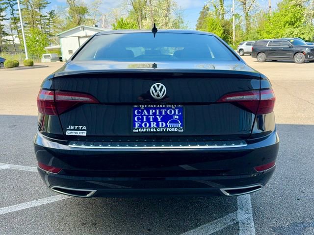 Used 2021 Volkswagen Jetta R-Line w/ R-Line Cold Weather Package FWD image 5