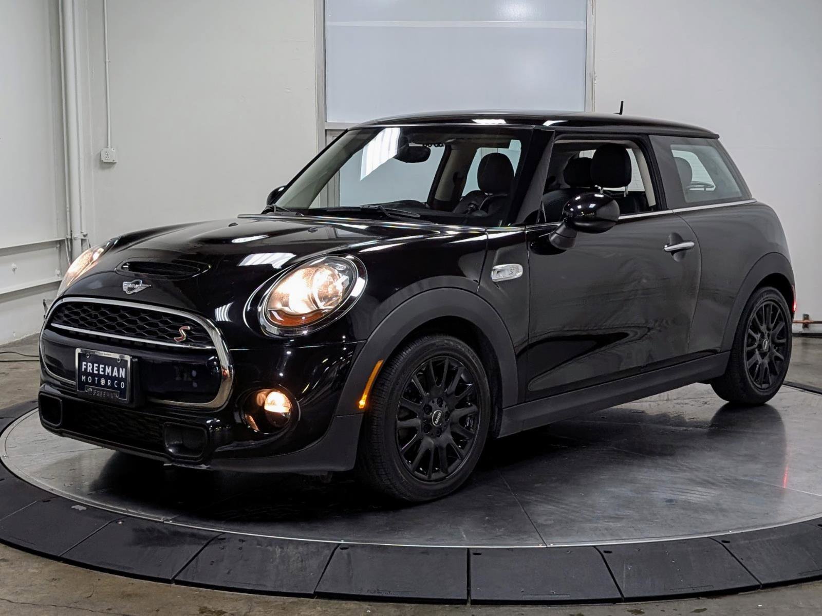 Used 2018 MINI Cooper S FWD image 4