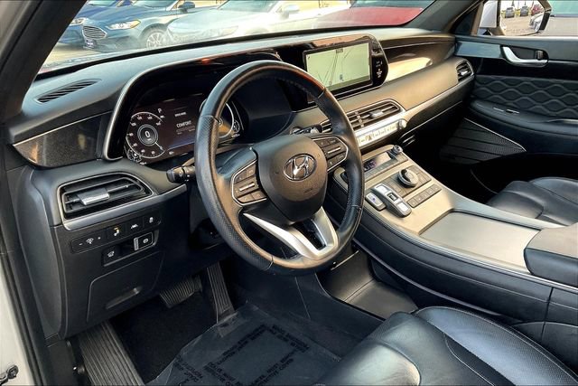 Used 2021 Hyundai Palisade Calligraphy image 13