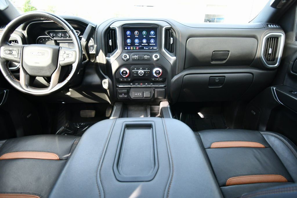 Used 2021 GMC Sierra 1500 AT4 w/ AT4 Preferred Package AWD/4WD image 3