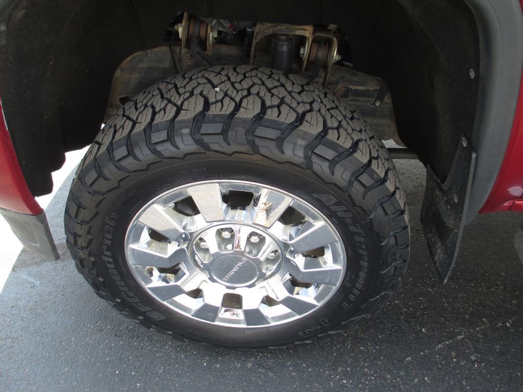 Used 2019 GMC Sierra 2500 Denali w/ Duramax Plus Package image 16