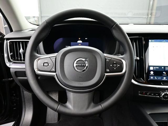 Used 2024 Volvo S60 B5 Core AWD/4WD image 8