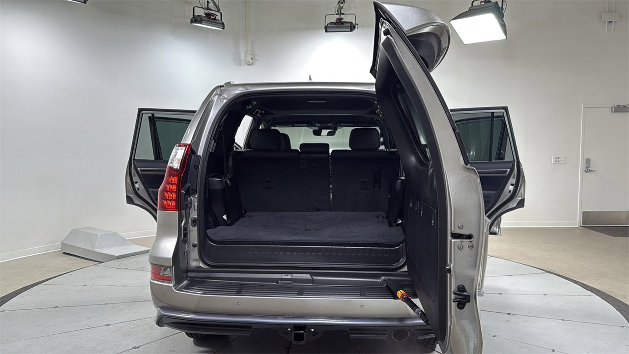 Used 2021 Lexus GX 460 Luxury image 16