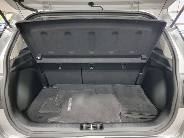 Used 2023 Hyundai Venue SEL w/ Cargo Package FWD image 35