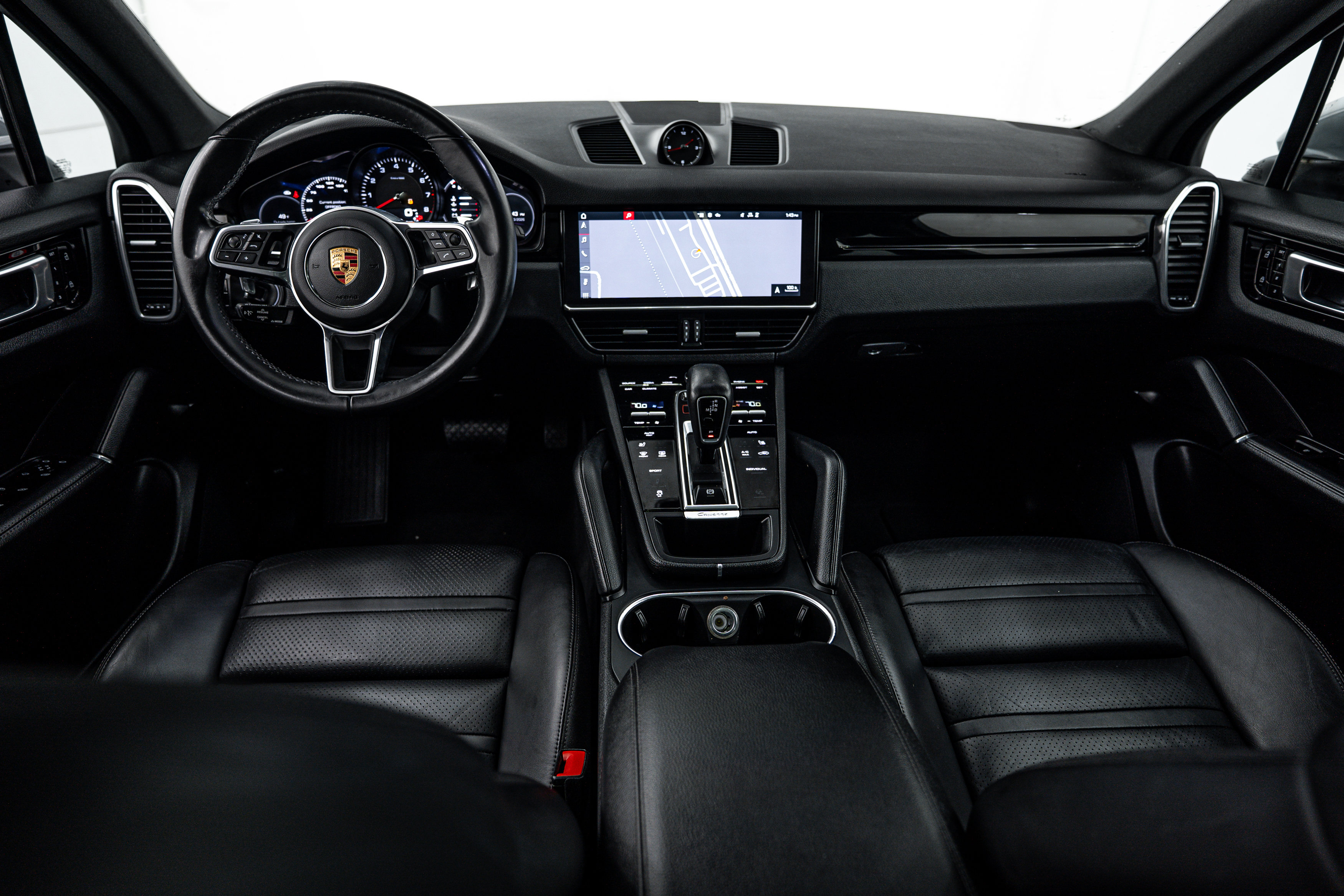 Certified 2020 Porsche Cayenne AWD/4WD image 12