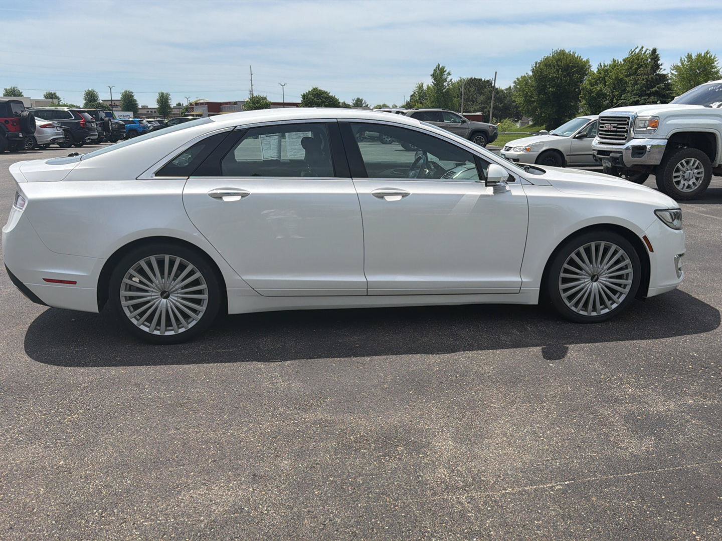 Used 2017 Lincoln MKZ Reserve AWD/4WD image 8