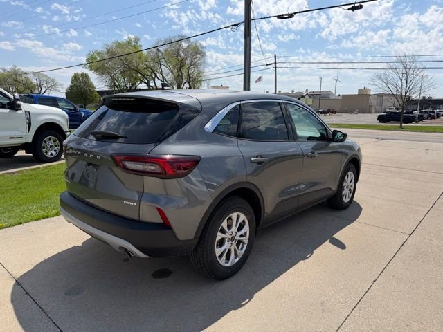Used 2024 Ford Escape Active AWD/4WD image 10
