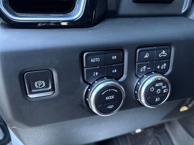 Used 2024 GMC Sierra 2500 Denali Ultimate image 16