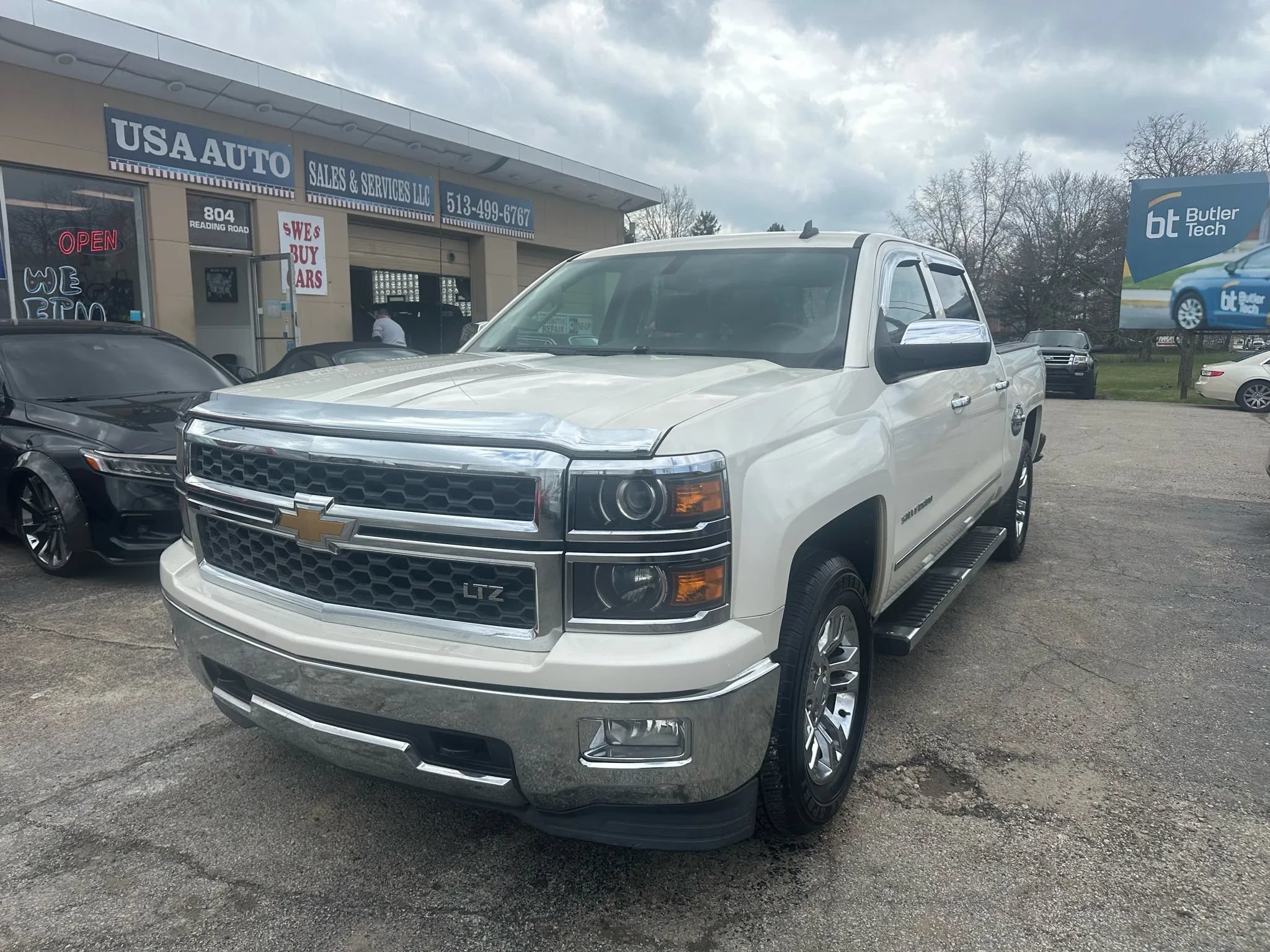 Used 2014 Chevrolet Silverado 1500 LTZ AWD/4WD image 2