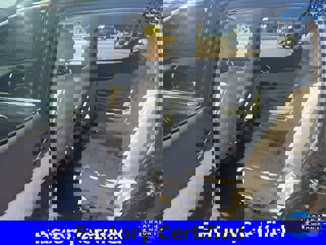 Certified 2022 GMC Acadia SLT image 13