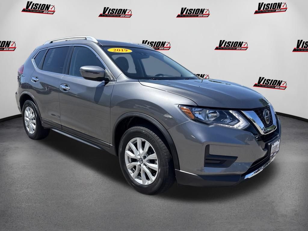 Used 2019 Nissan Rogue SV AWD/4WD image 3